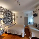Al Teatro Antico Rooms&House